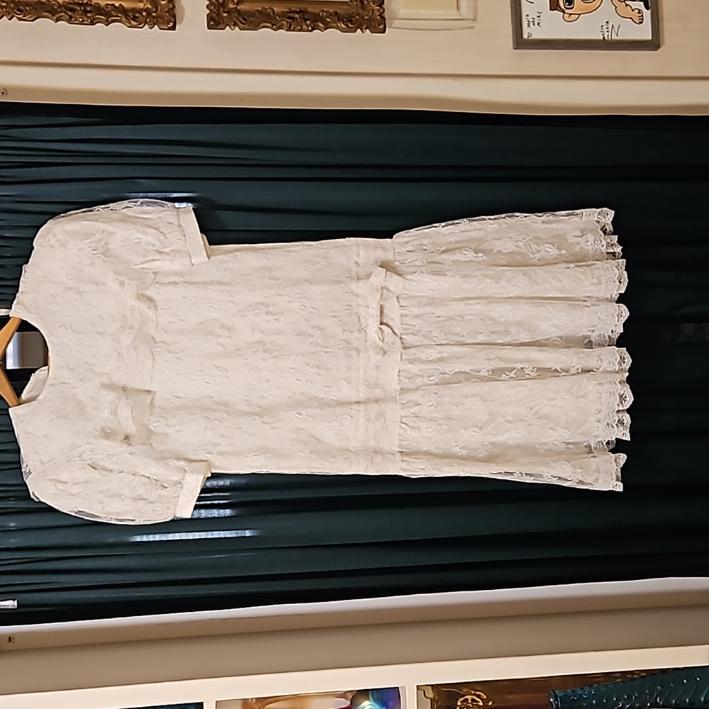 Jessica McClintock Gunne Sax lace dress